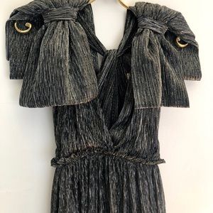 LIMITED EDITION DRESS WITH METALLIC THREAD
DETAILS